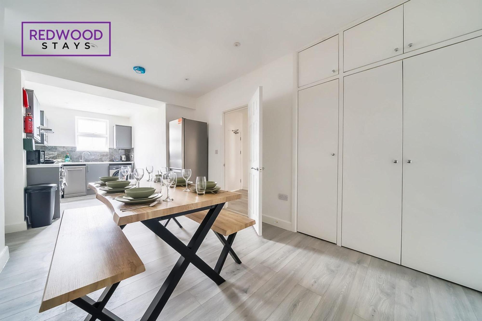 Brand New, 2 Bed 1 Bath, Modern Town Center Apartment, Free Wifi & Netflix By Redwood Stays Aldershot Εξωτερικό φωτογραφία