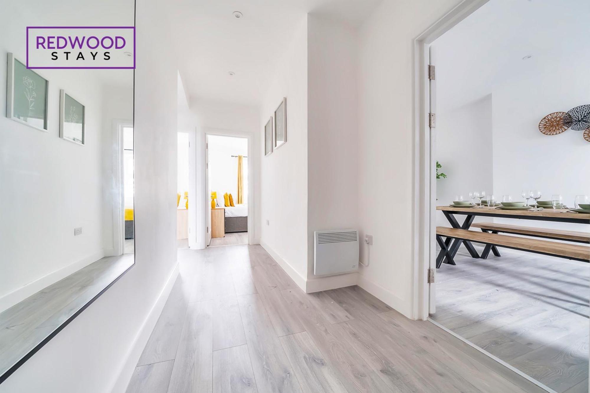 Brand New, 2 Bed 1 Bath, Modern Town Center Apartment, Free Wifi & Netflix By Redwood Stays Aldershot Εξωτερικό φωτογραφία