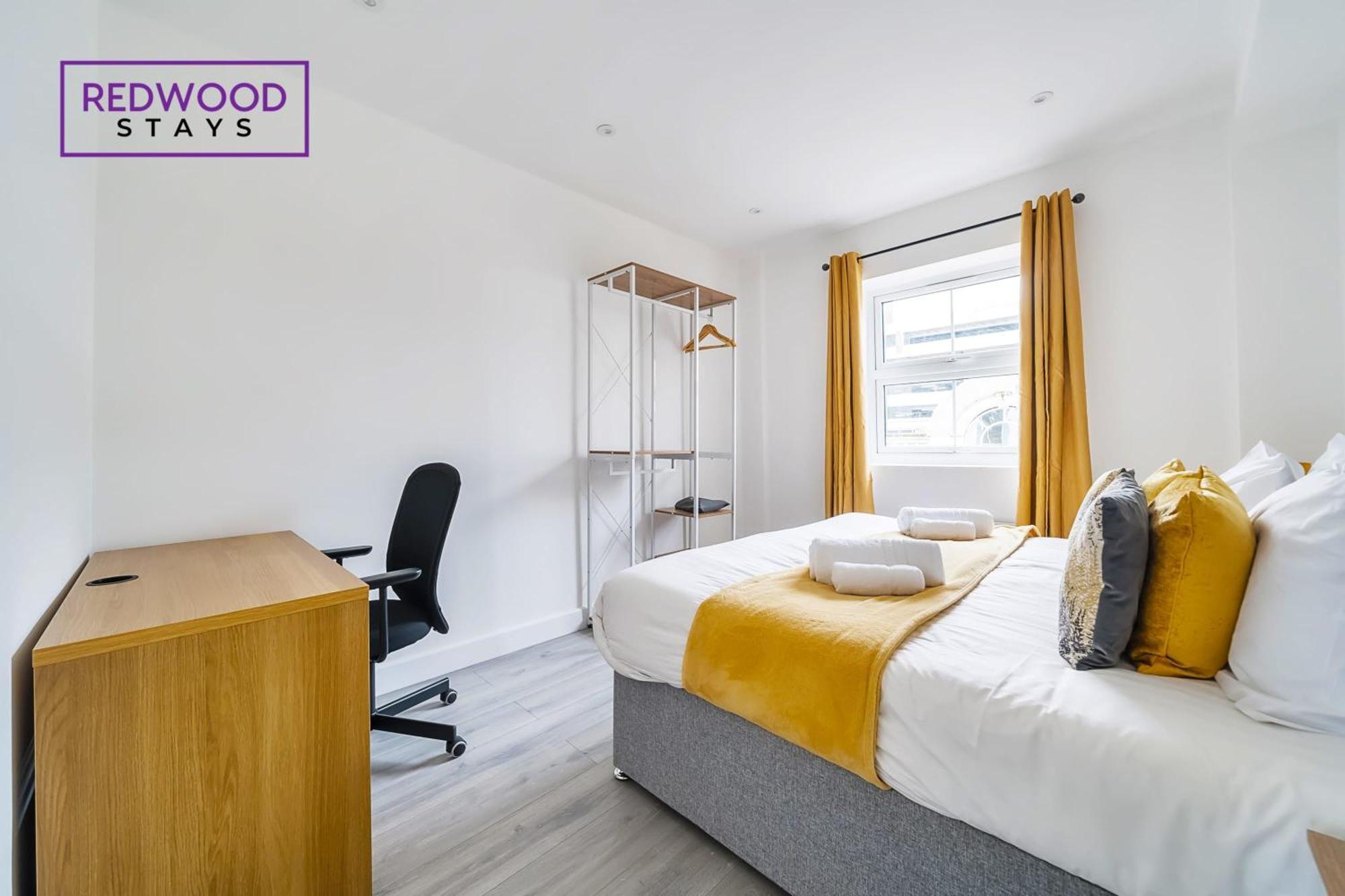 Brand New, 2 Bed 1 Bath, Modern Town Center Apartment, Free Wifi & Netflix By Redwood Stays Aldershot Εξωτερικό φωτογραφία