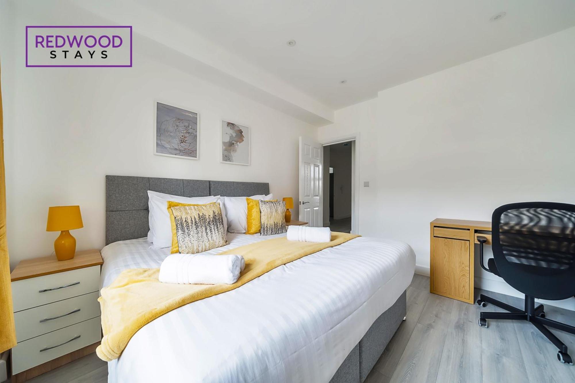 Brand New, 2 Bed 1 Bath, Modern Town Center Apartment, Free Wifi & Netflix By Redwood Stays Aldershot Εξωτερικό φωτογραφία